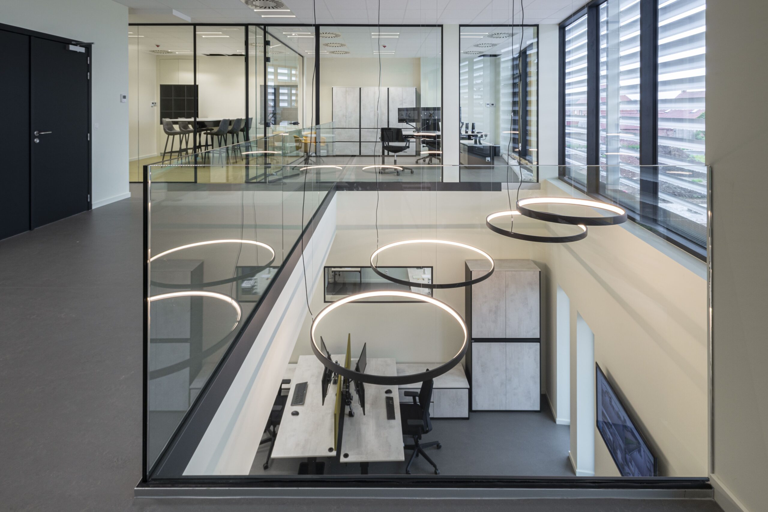 Bovenaanzicht + directiekantoor